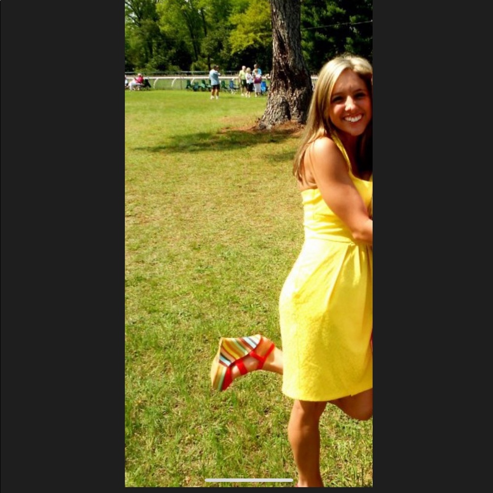 Yellow dress